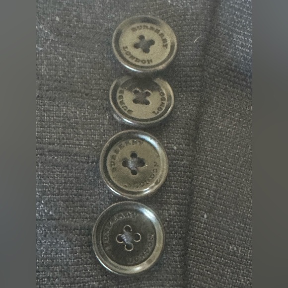 Burberry London suit jacket/blazer
Size IT 48S (US 38S) - Picture 11 of 14